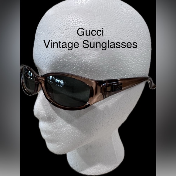 GUCCI Sunglasses - Picture 2 of 16